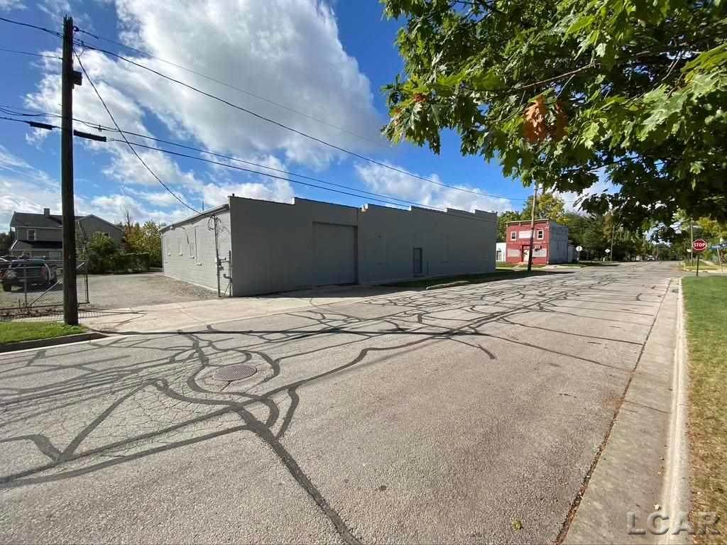 401 Tecumseh - Photo 1