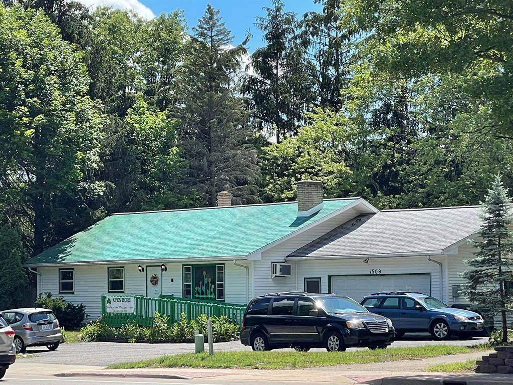 7508 Oakland Drive - Photo 1