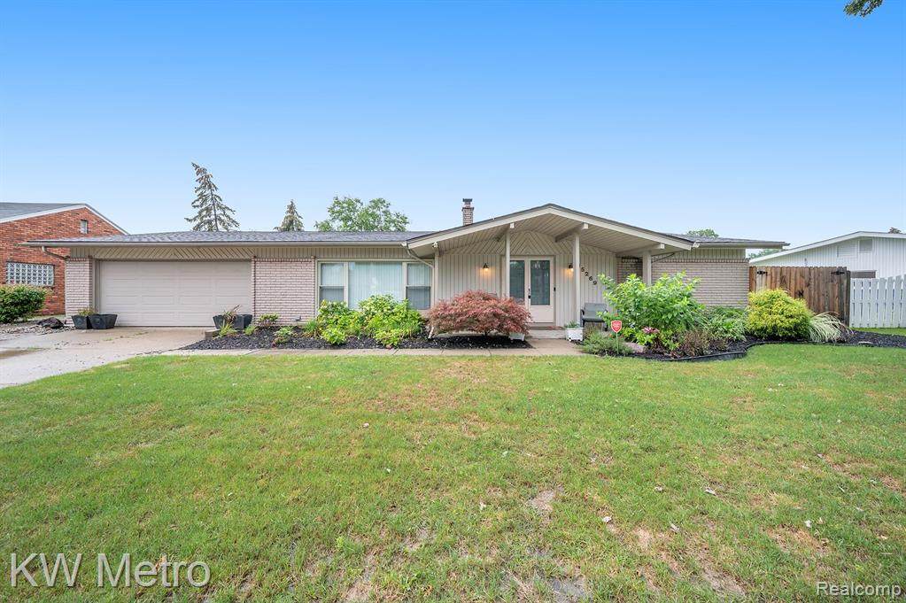 35269 Hatherly Place - Photo 1