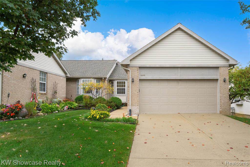 3088 Harbor Court - Photo 1