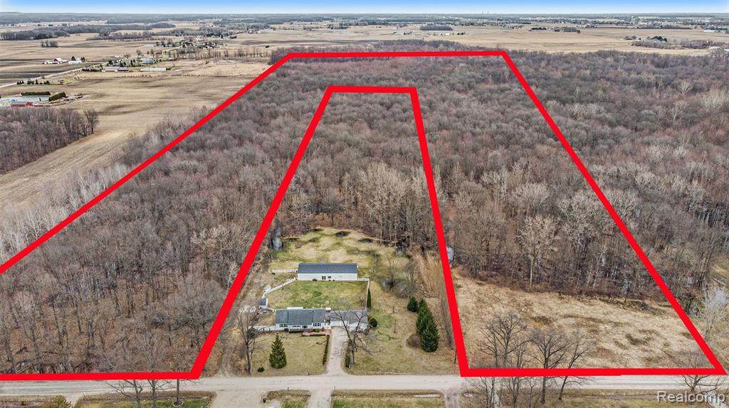 10222 Yensch Road - Photo 1