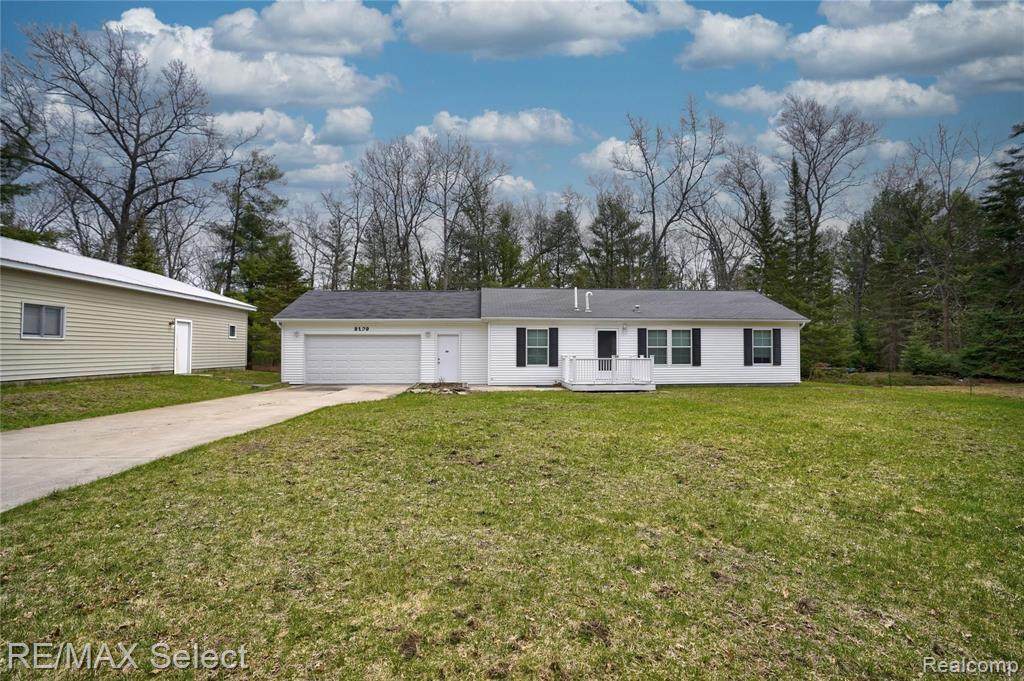 8129 Chain Lake Road - Photo 1