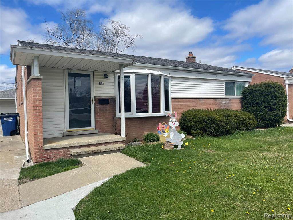 31712 Ann Arbor Trail - Photo 1