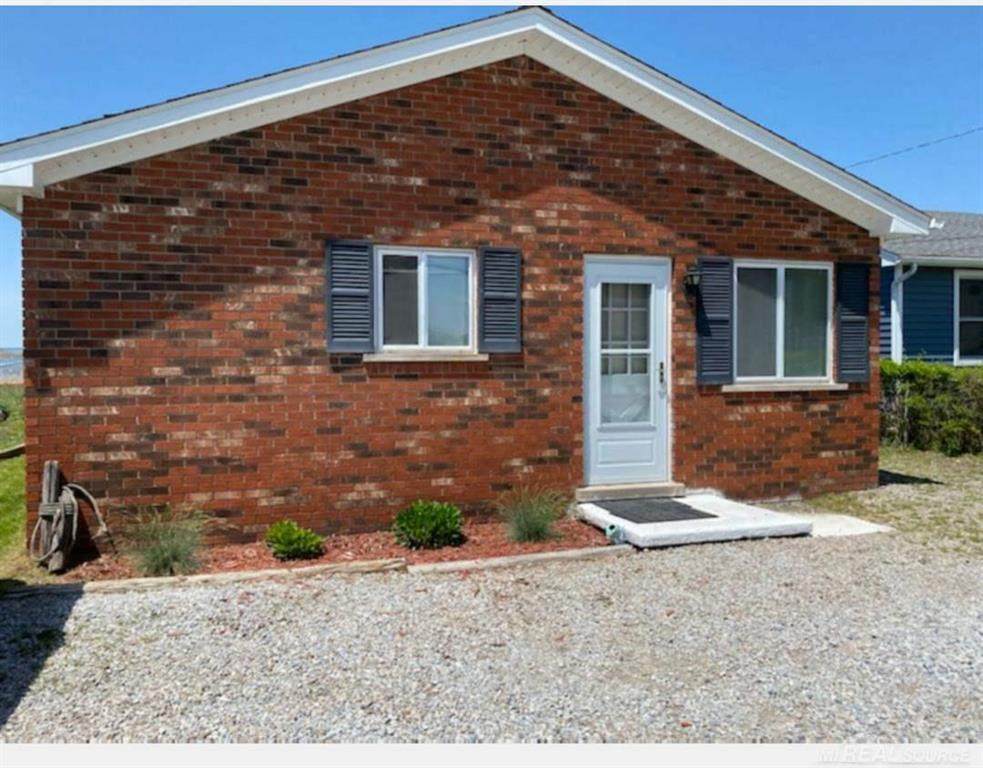 8888 Anchor Bay Drive - Photo 1