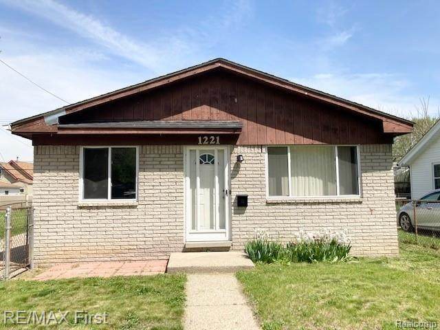 1221 Granet Avenue - Photo 1