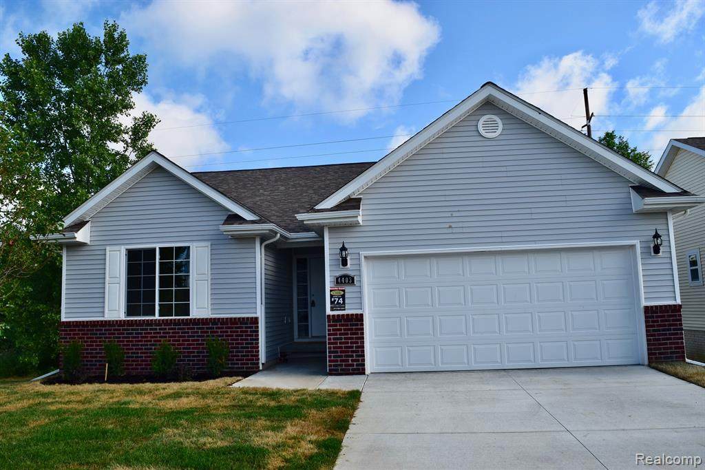 4403 Cross Creek Boulevard - Photo 1
