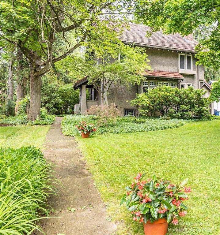1025 Baldwin Avenue - Photo 1