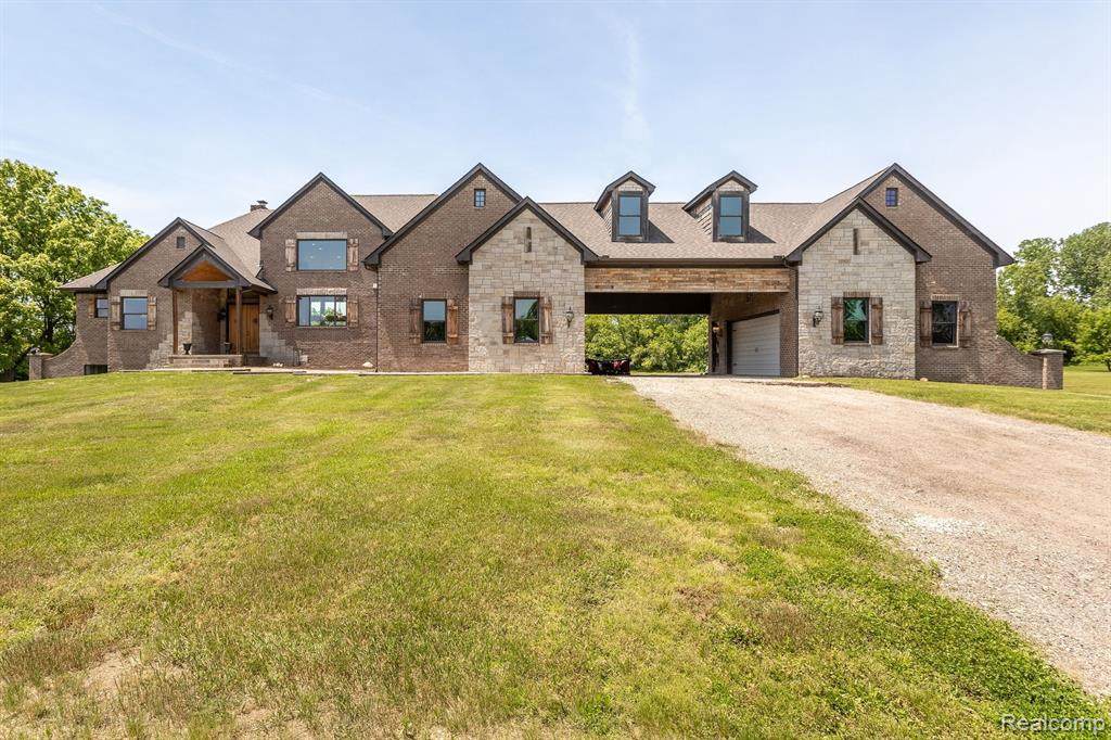 69367 Dequindre Road - Photo 1