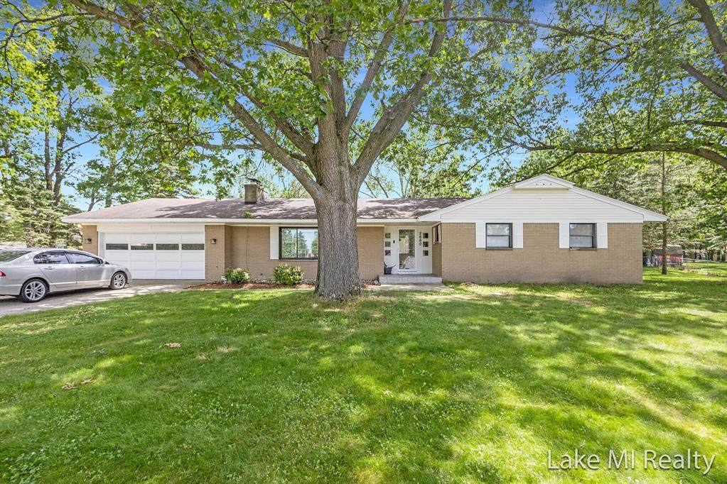 2660 36th Street - Photo 1