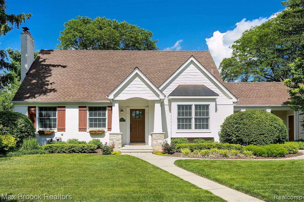 18520 Hillcrest Street - Photo 1