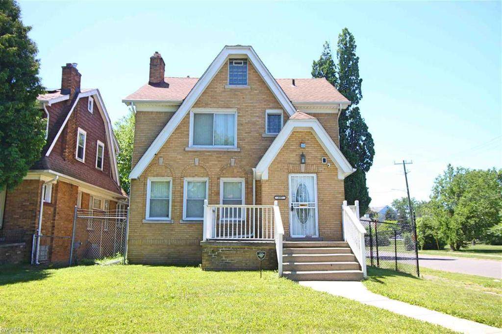 397 Drexel - Photo 1