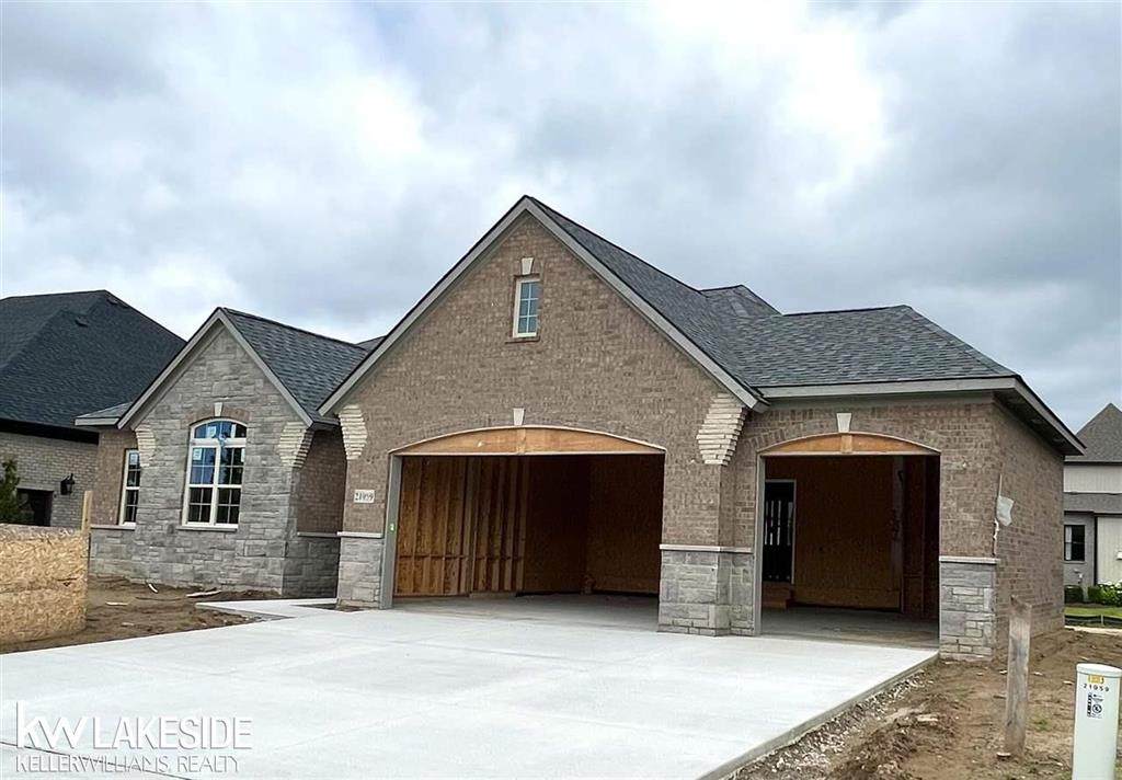 21959 Majestic Dr. E - Photo 1