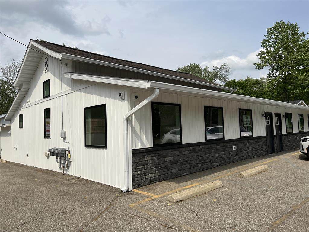 108 Hwy Street - Photo 1