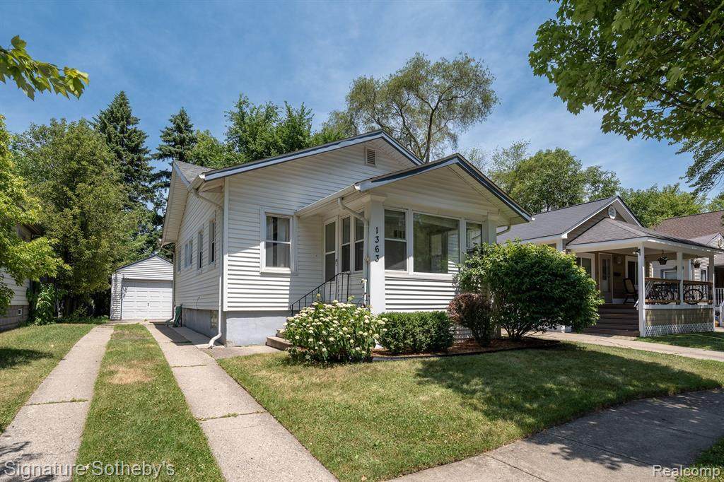 1363 Bennaville Avenue - Photo 1