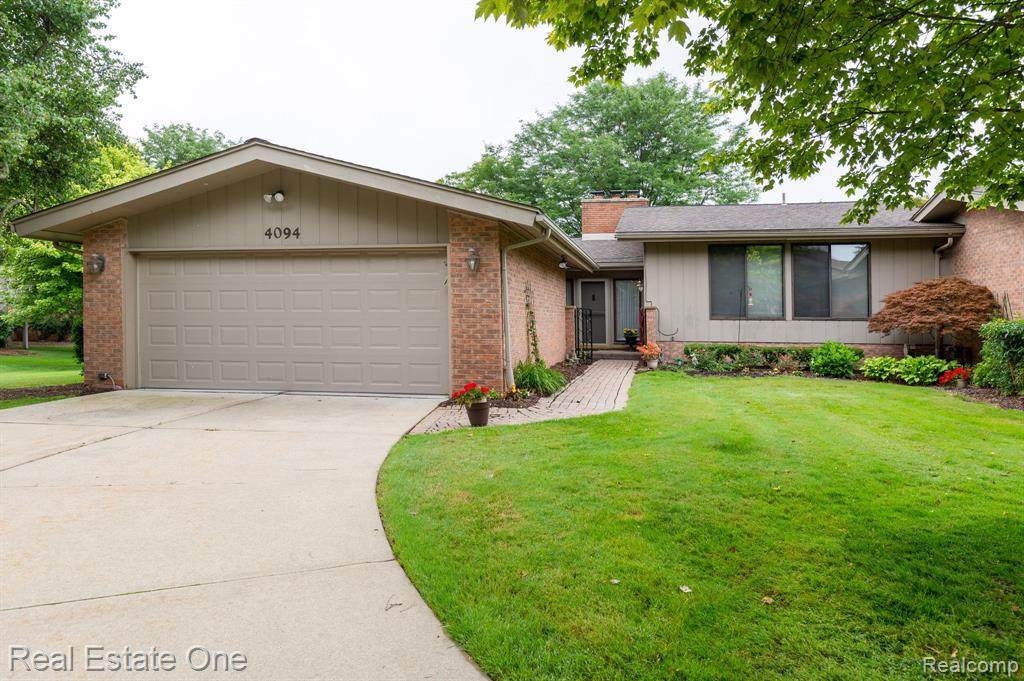 4094 Saint Andrews Court - Photo 1