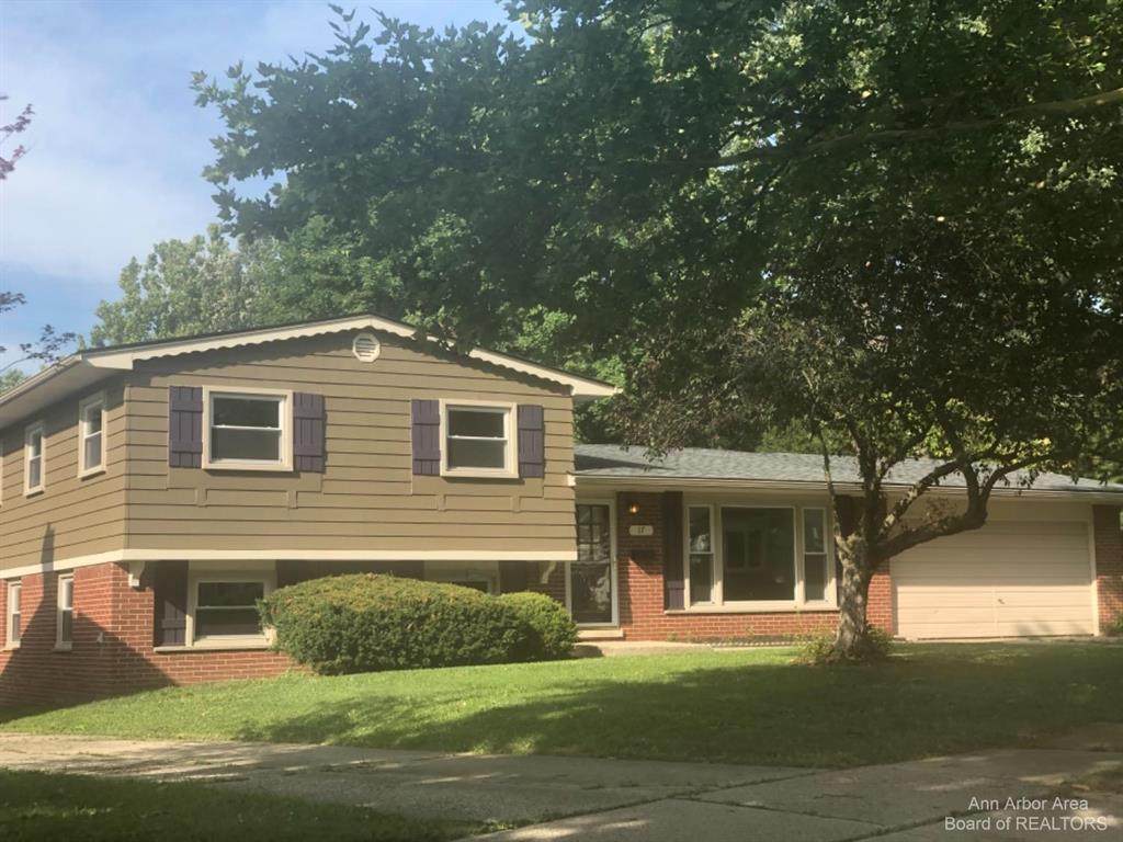 17 Donegal Court - Photo 1
