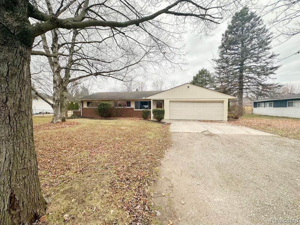 45361 Fielding Street - Photo 1