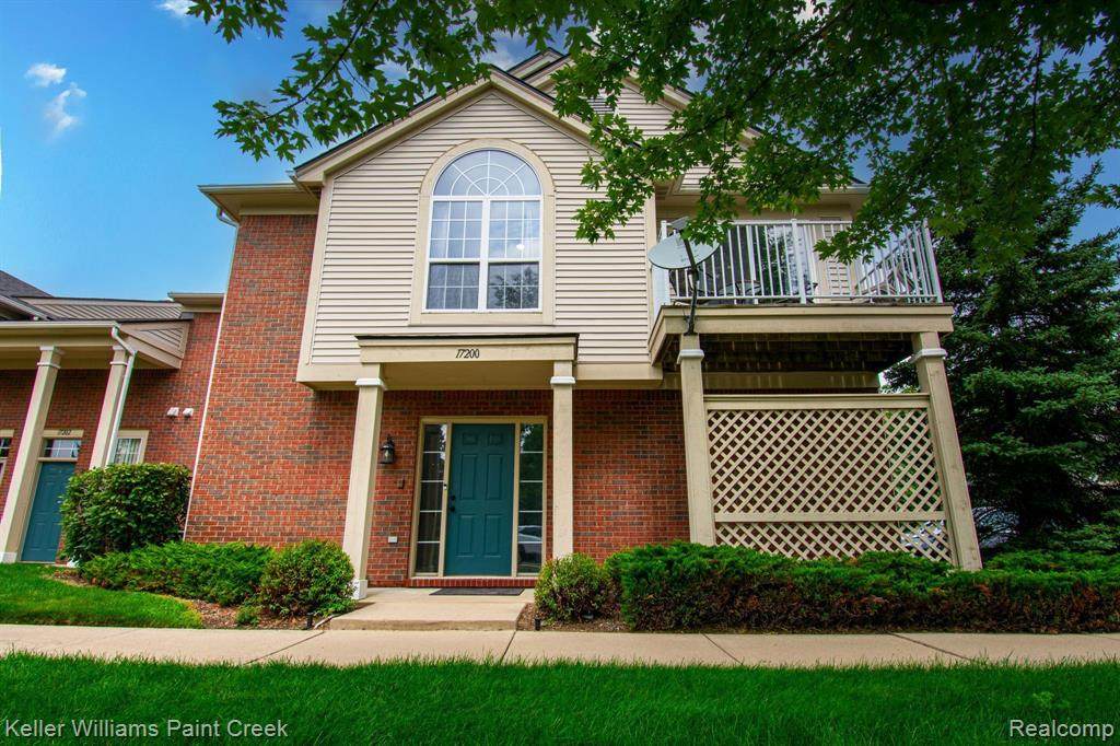 17200 Chesapeake Circle - Photo 1