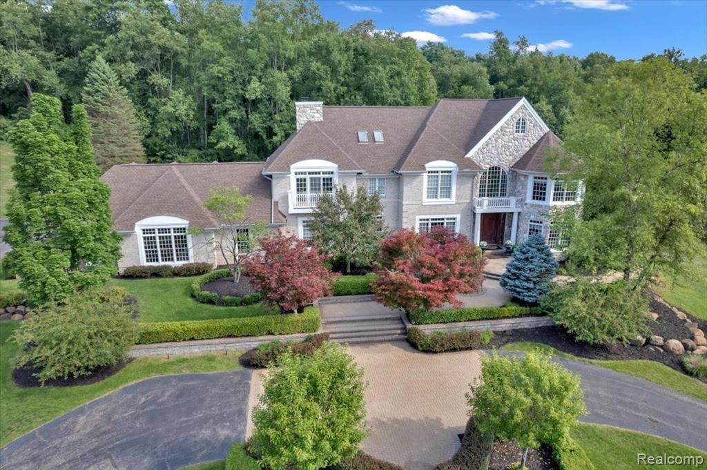 2111 Hendrie Road - Photo 1