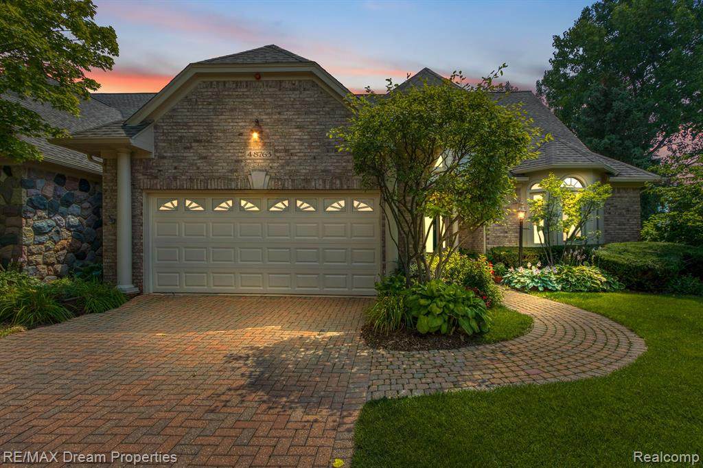 48763 Beaver Creek Drive - Photo 1
