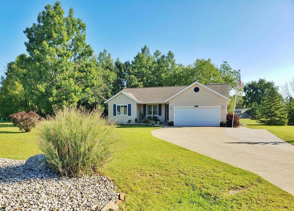 7902 Ronda Drive - Photo 1