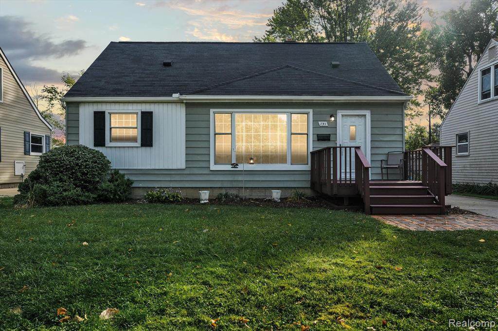 735 Chocolay Avenue - Photo 1