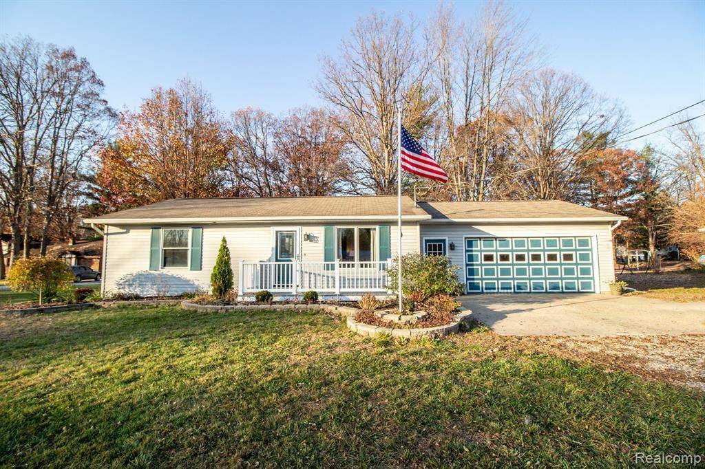 1819 Burt Road - Photo 1
