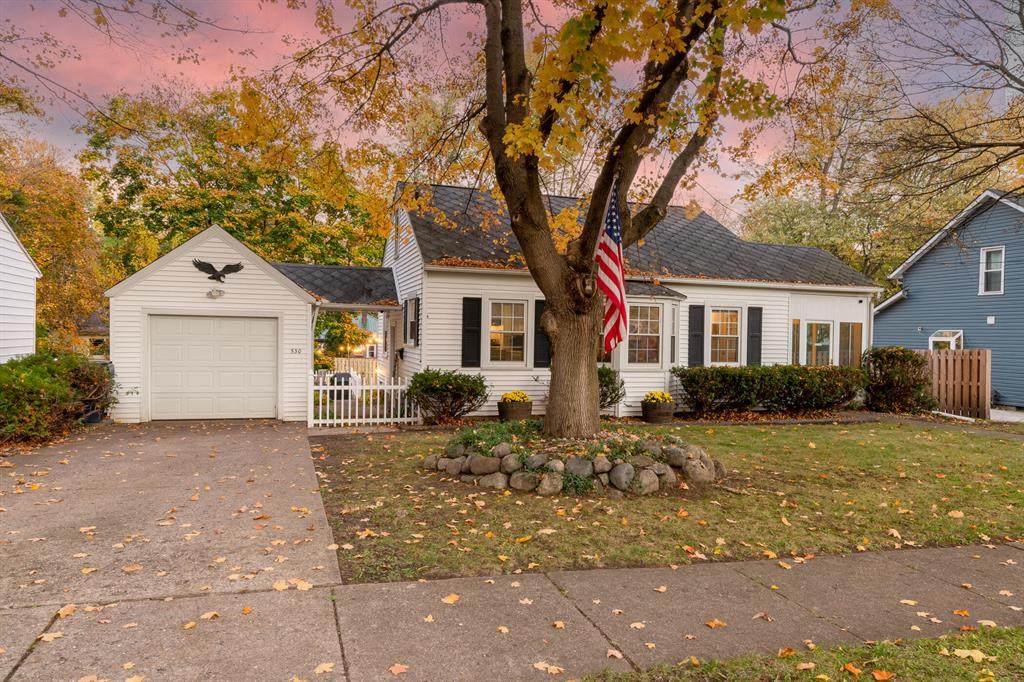 530 Jenks Boulevard - Photo 1