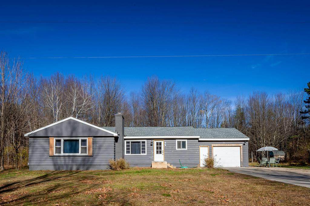 2748 Duck Lake Road - Photo 1