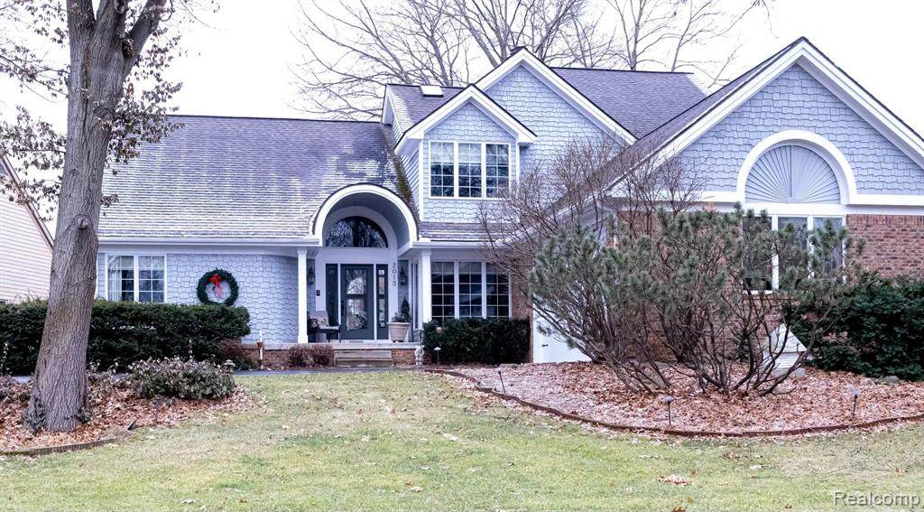 2013 Lakeshore Drive - Photo 1