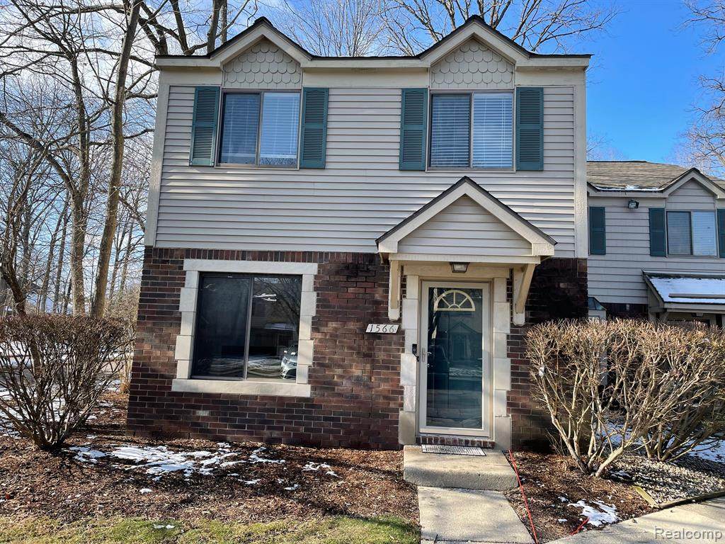 1566 Streamwood - Photo 1