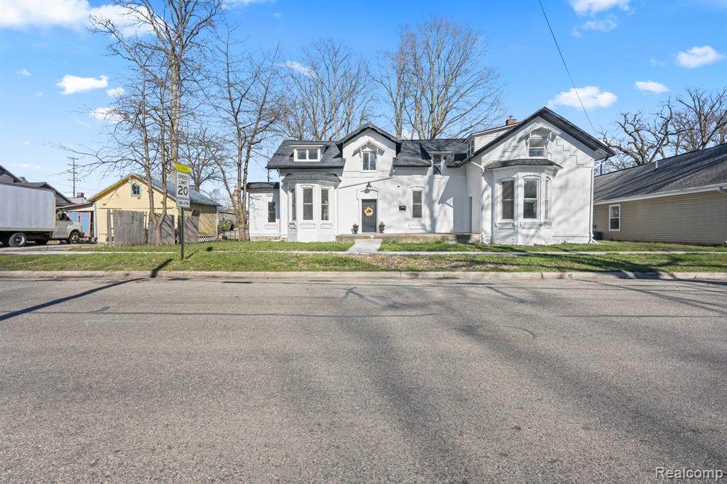 9 West Street - Photo 1