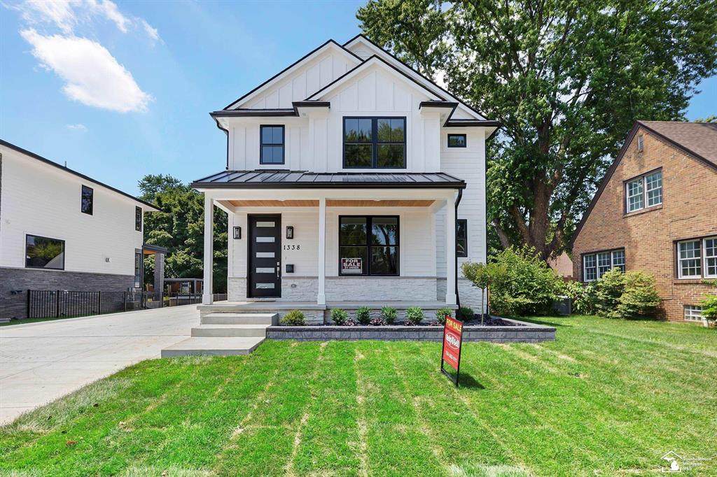1338 Harvey Street - Photo 1