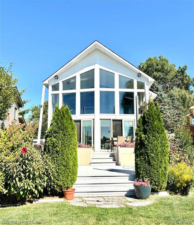 8871 Lakeview Drive - Photo 1