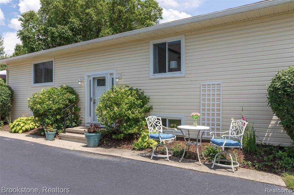 871 Vanderpool Drive - Photo 1