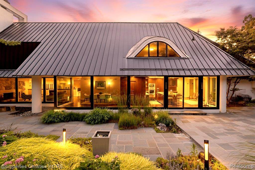 270 Martell Drive - Photo 1