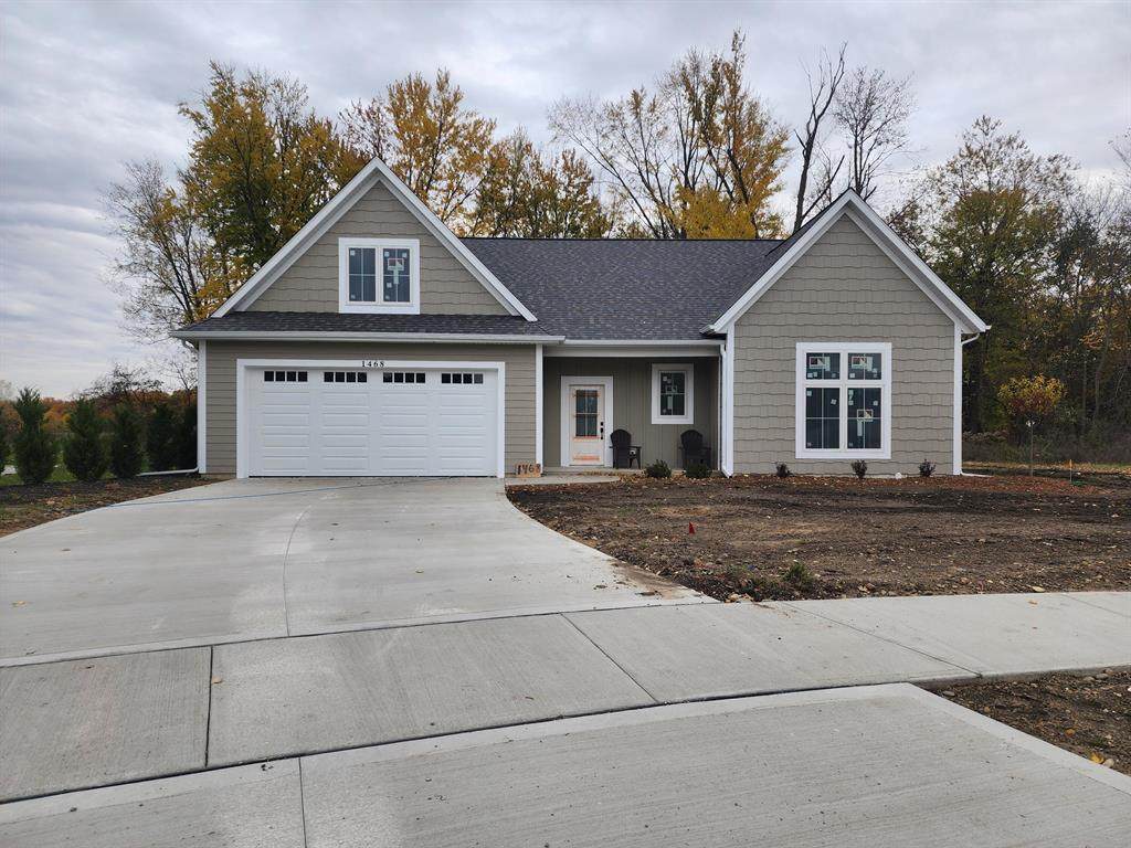 1468 Maplewood Drive - Photo 1