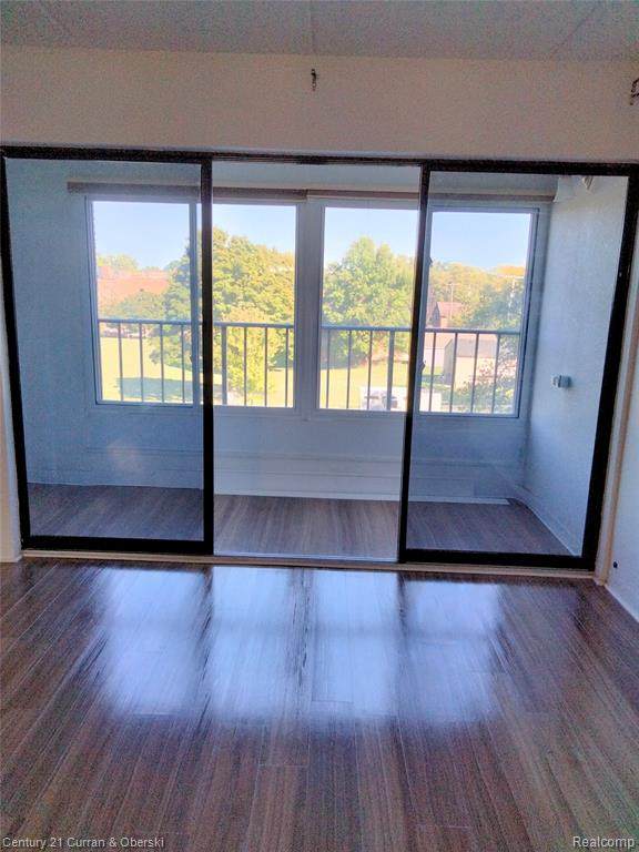 21800 Morley Avenue - Photo 1