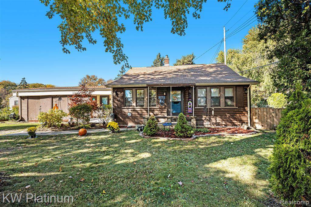 36141 Homeview Street - Photo 1