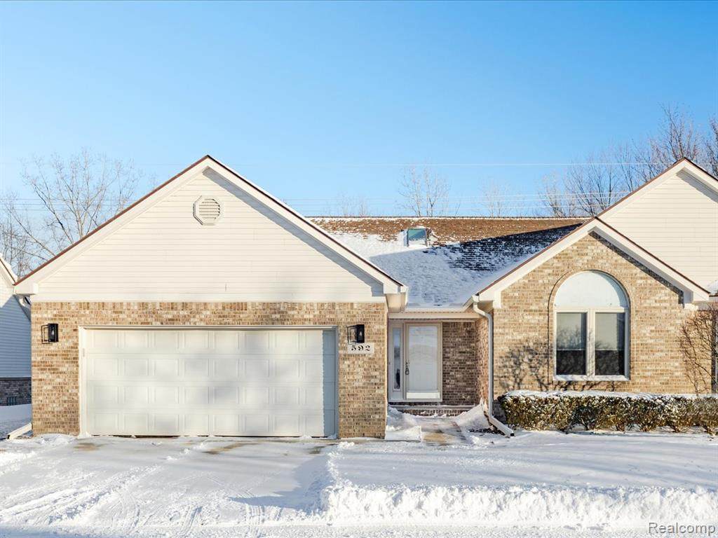 592 Snowbird Circle - Photo 1