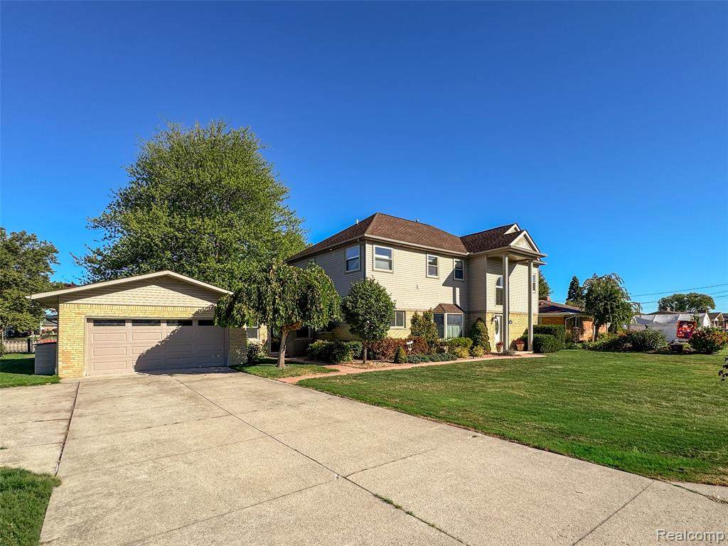 7214 Cardinal Street - Photo 1