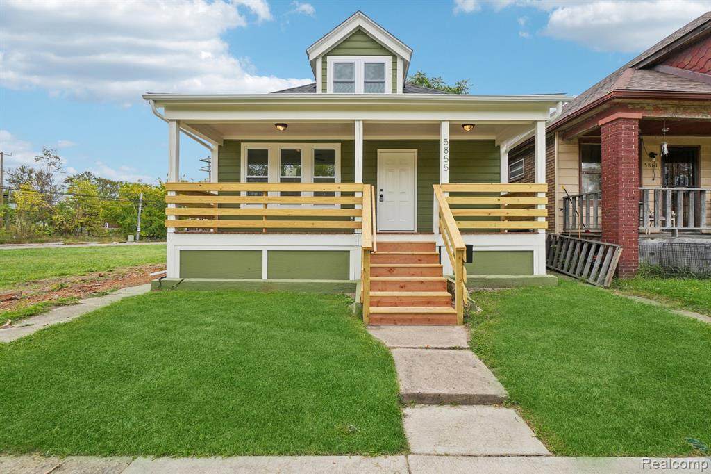 5855 Hurlbut Street - Photo 1