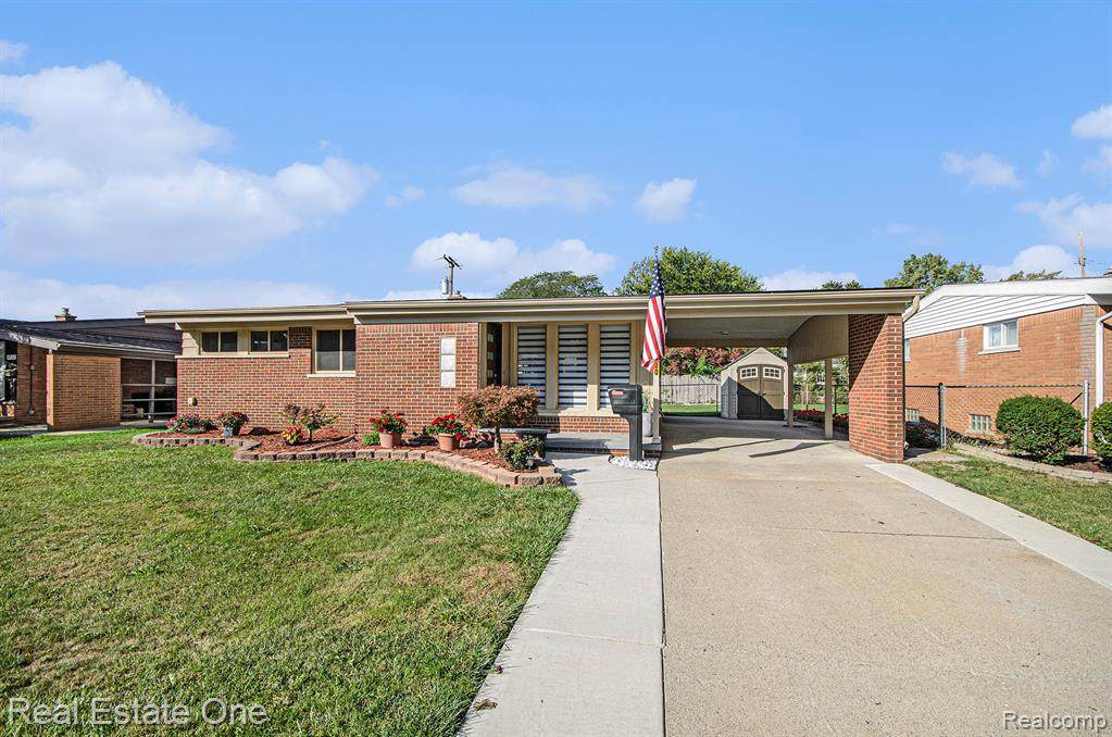 9720 Seavitt Drive - Photo 1