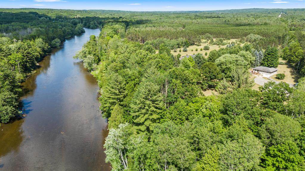 3914 135th Avenue - Photo 1