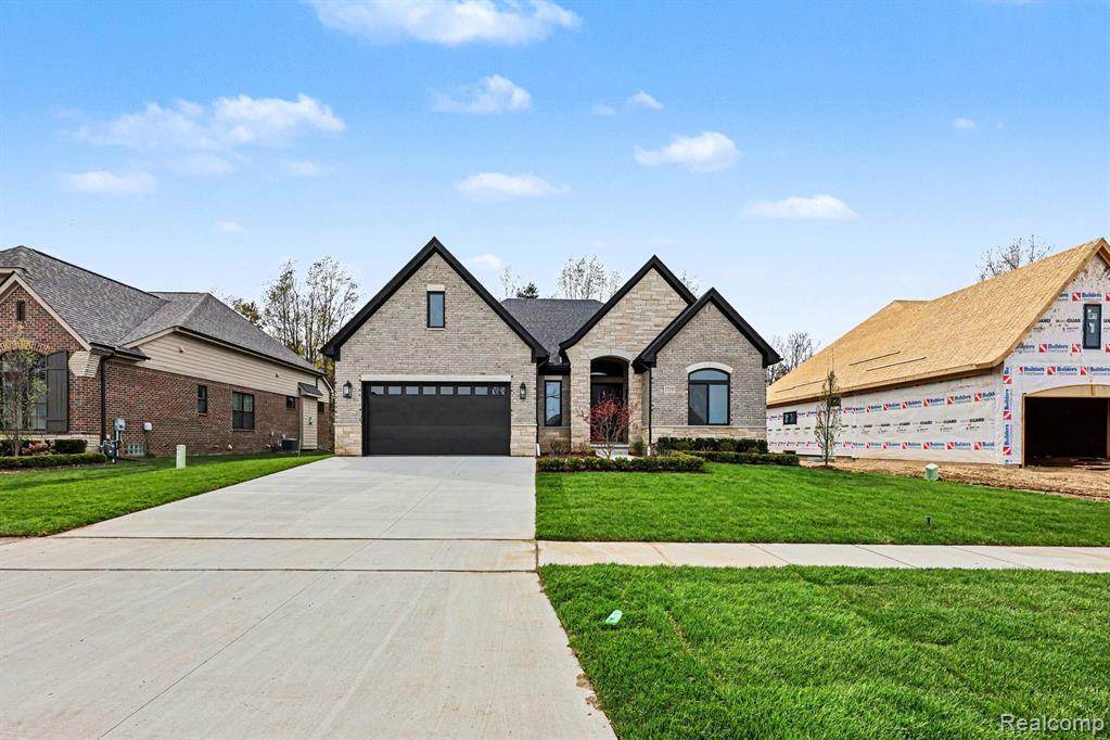 57135 Meadowridge Drive - Photo 1