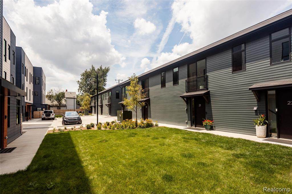 1652 Bagley Street - Photo 1