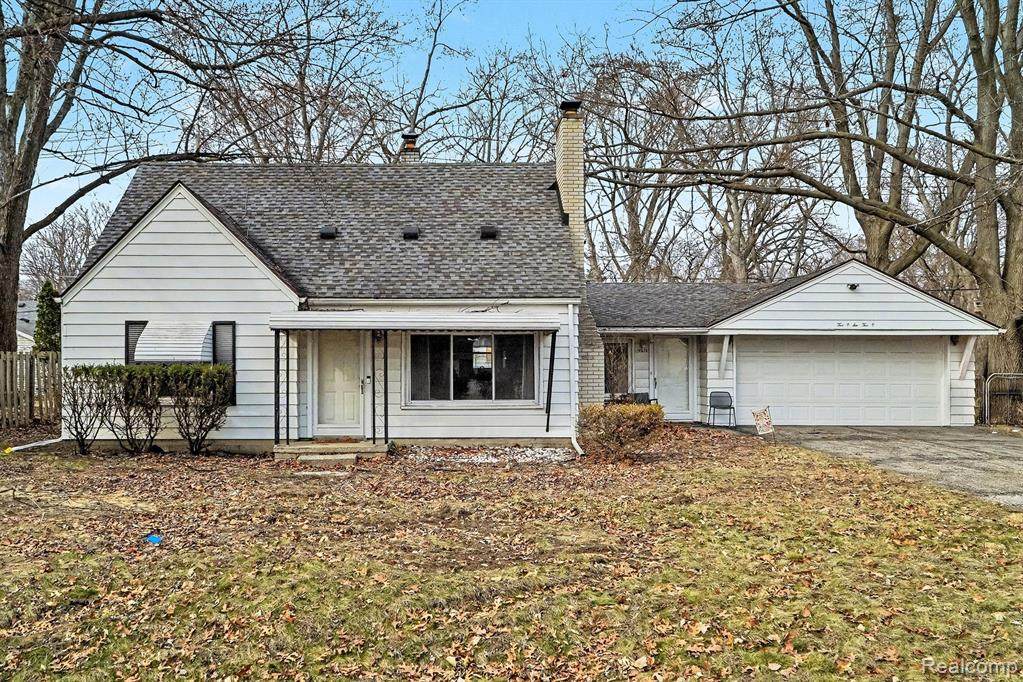 20620 Westhampton Avenue - Photo 1
