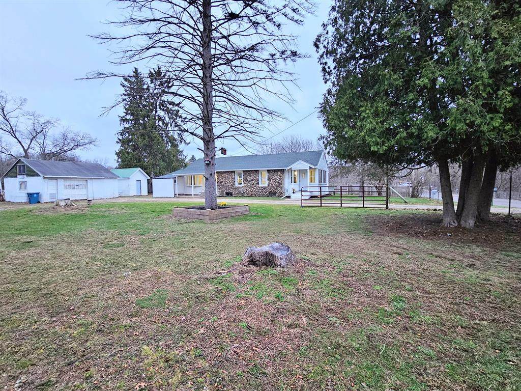 193 Ellis Road - Photo 1