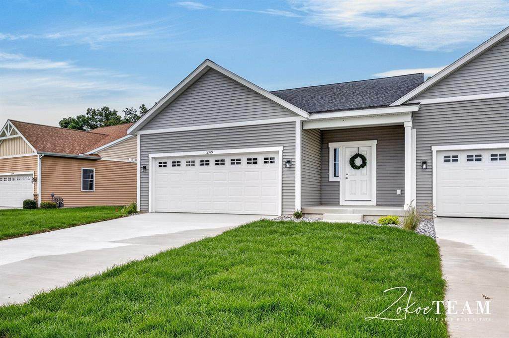 251 Hazelnut Drive - Photo 1