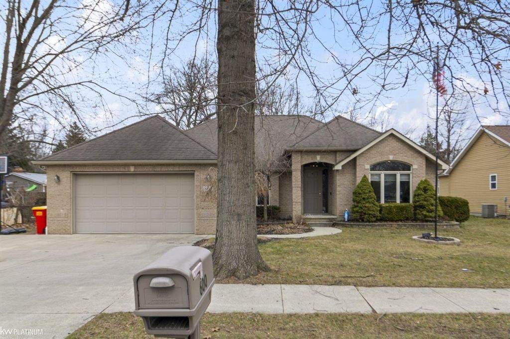 600 Cherry Street - Photo 1